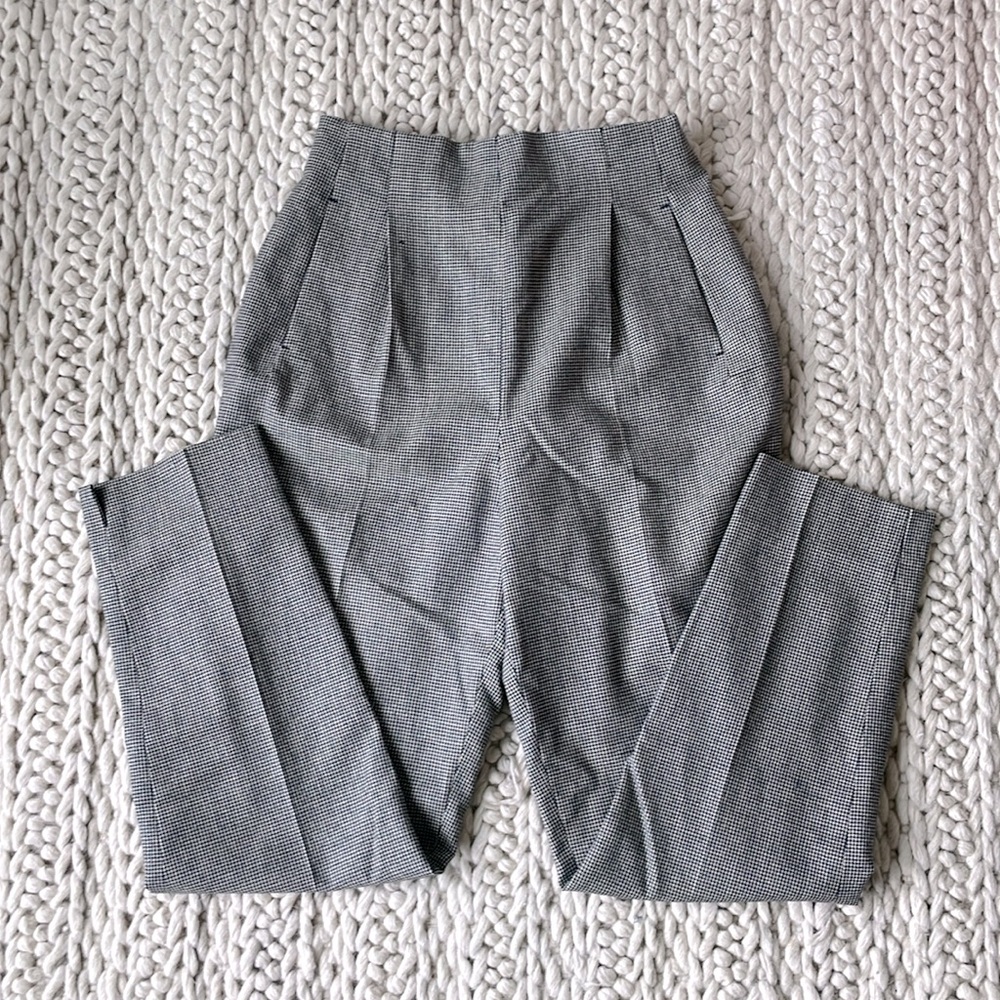 Harve Bernard Wool Dress Pants in Black & White - Size: 8